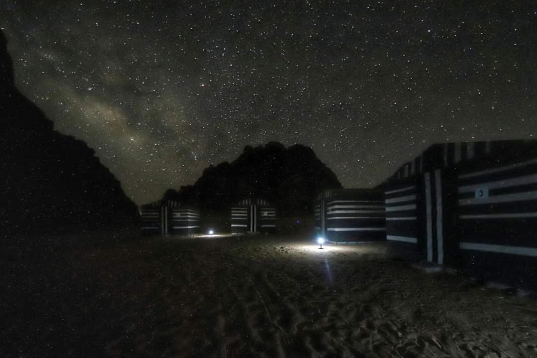 מלון וואדי רם Bedouin Memories Camp מראה חיצוני תמונה